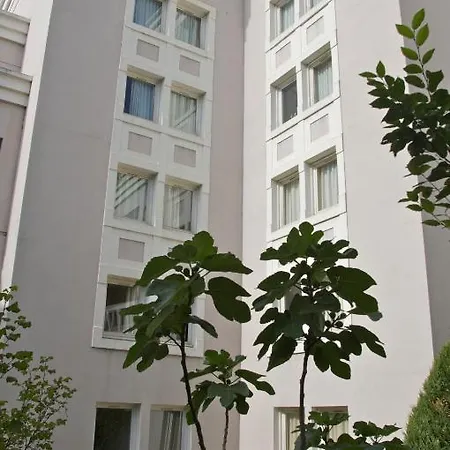 Tenor Hotel 3*